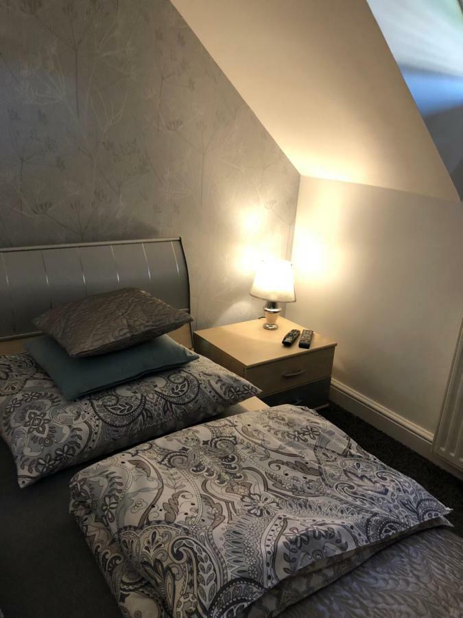 Family & Business Elegant Apartments Ul Warszawska - 2 Bedroom, Balcony, Parking Kielce Exterior foto